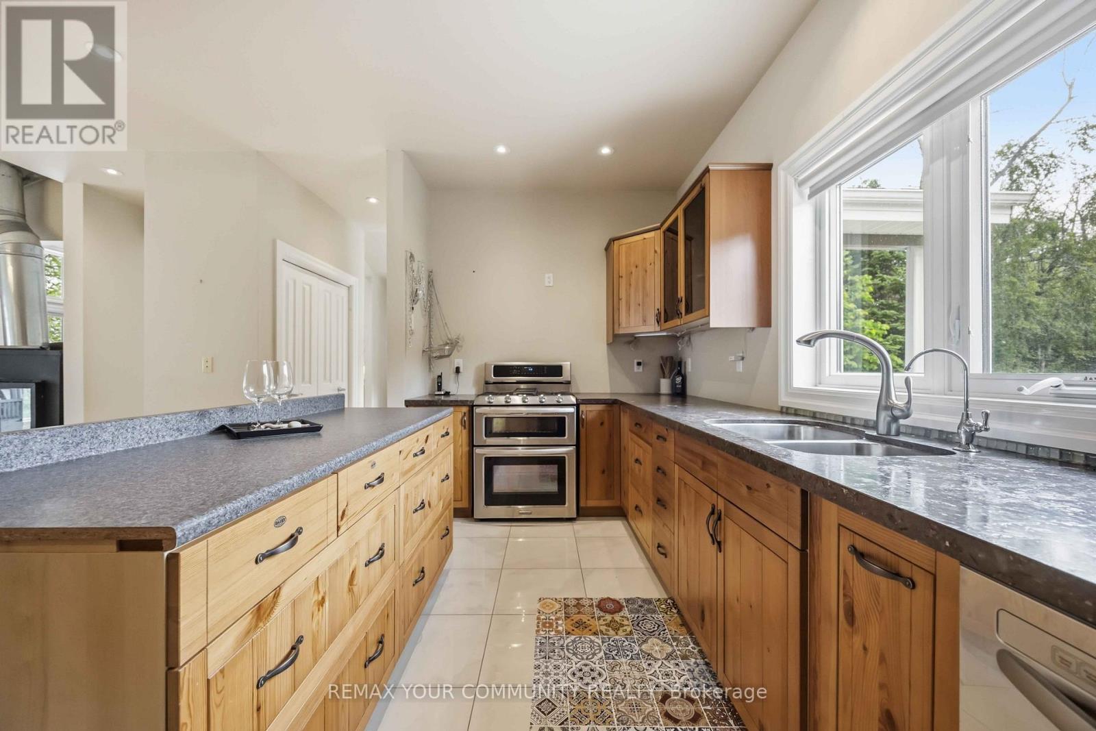 1699 Chief Joseph Snake Road, Georgina Islands, Ontario  L0E 1R0 - Photo 14 - N13779114