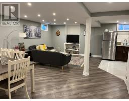 7 CREEKVIEW AVENUE, Richmond Hill, Ontario