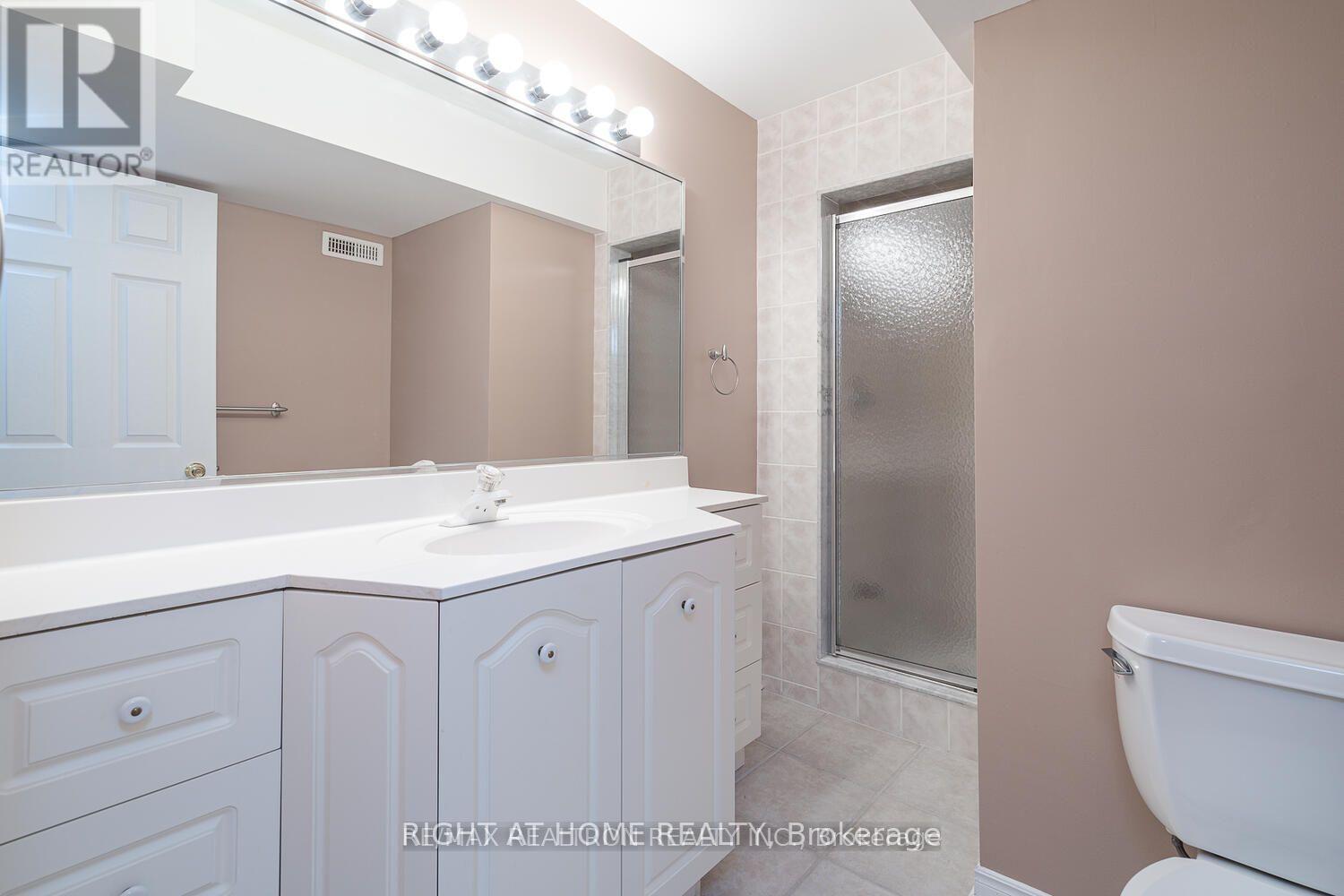 1 Ridgeway Court, Vaughan, Ontario  L6A 2R6 - Photo 16 - N13779200
