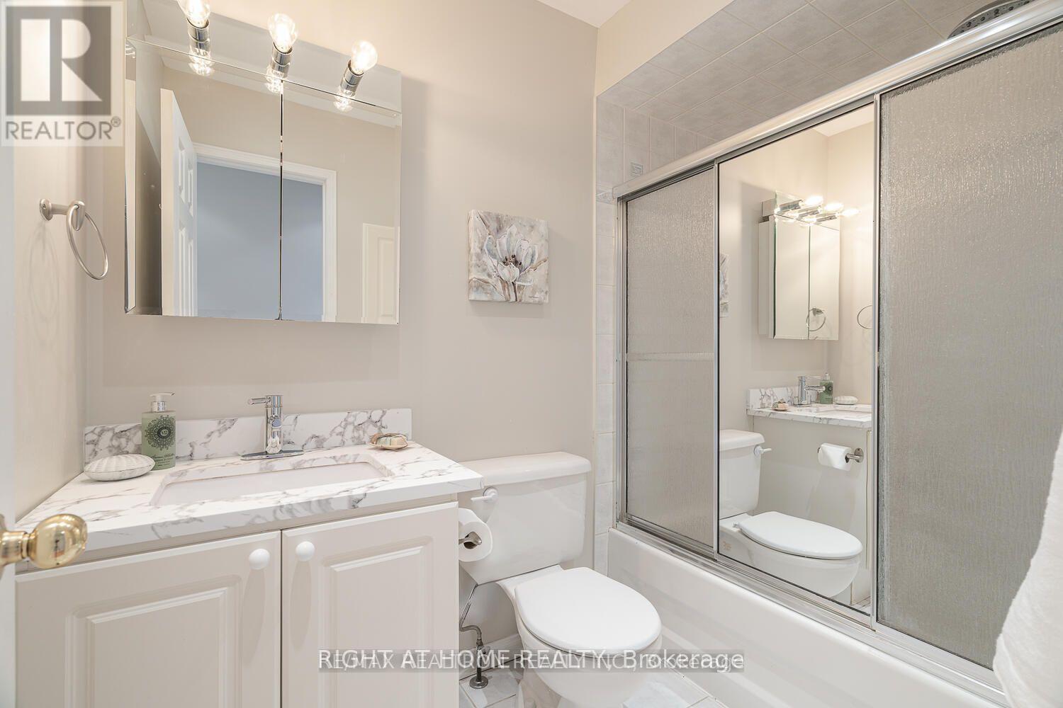 1 Ridgeway Court, Vaughan, Ontario  L6A 2R6 - Photo 21 - N13779200