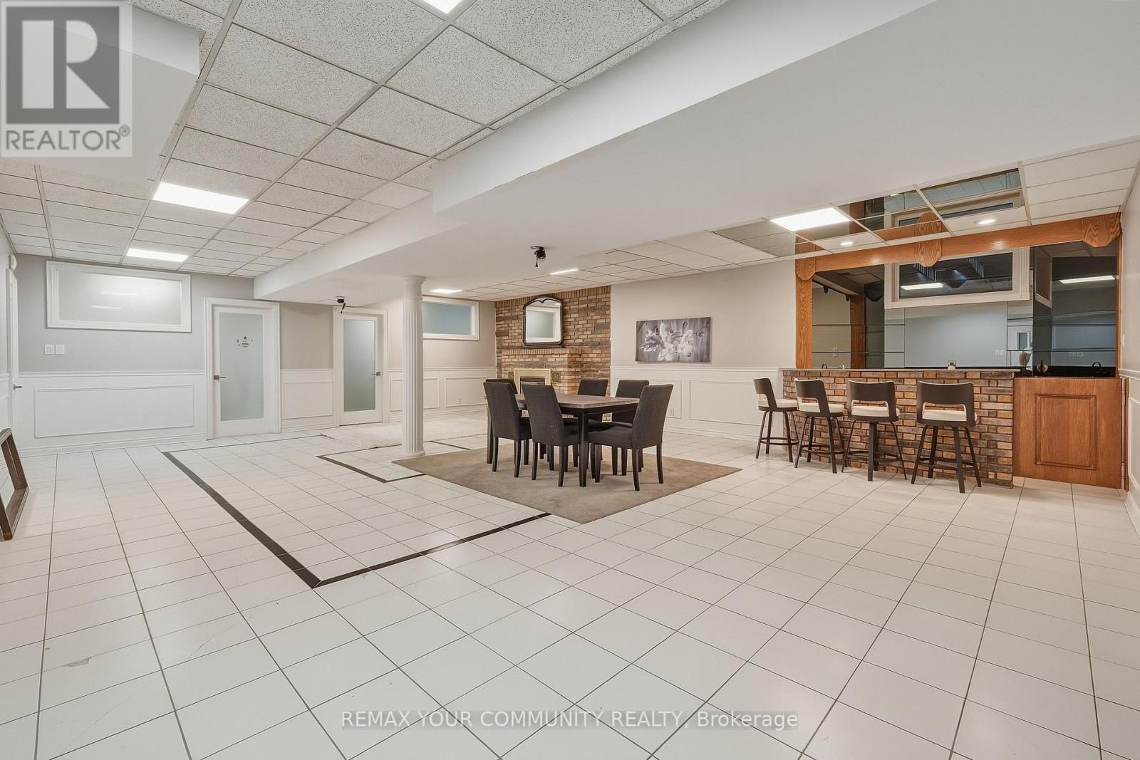 176 Old Surrey Lane, Richmond Hill (South Richvale), Ontario  L4C 7E5 - Photo 36 - N13779238