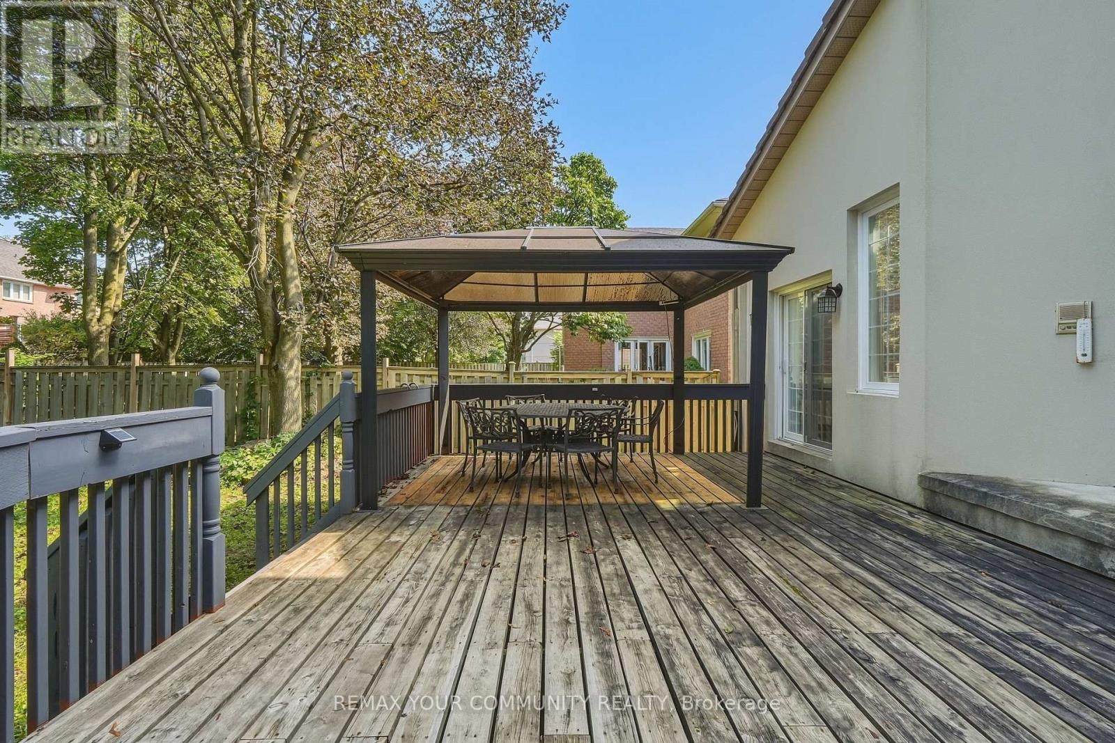 176 Old Surrey Lane, Richmond Hill (South Richvale), Ontario  L4C 7E5 - Photo 45 - N13779238