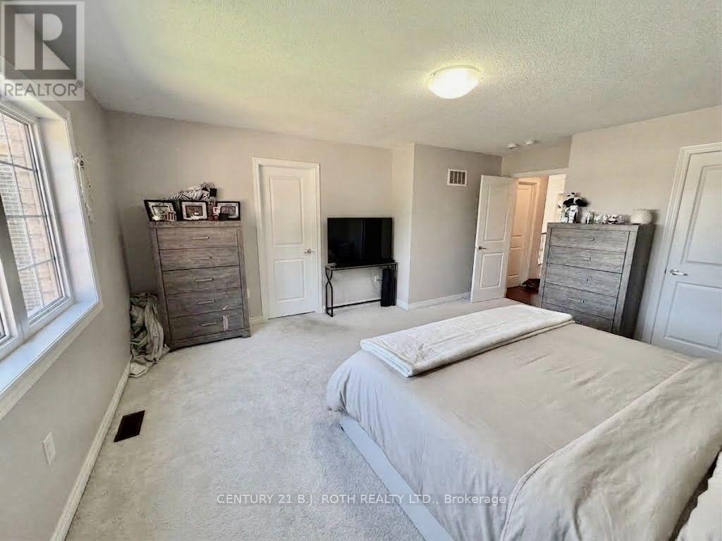 2233 Lozenby Street, Innisfil, Ontario  L9S 0M8 - Photo 11 - N13779318