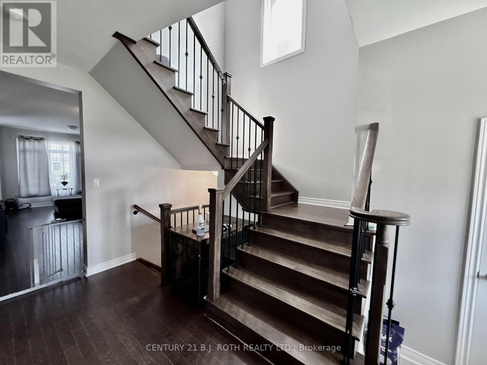 2233 Lozenby Street, Innisfil, Ontario  L9S 0M8 - Photo 3 - N13779318