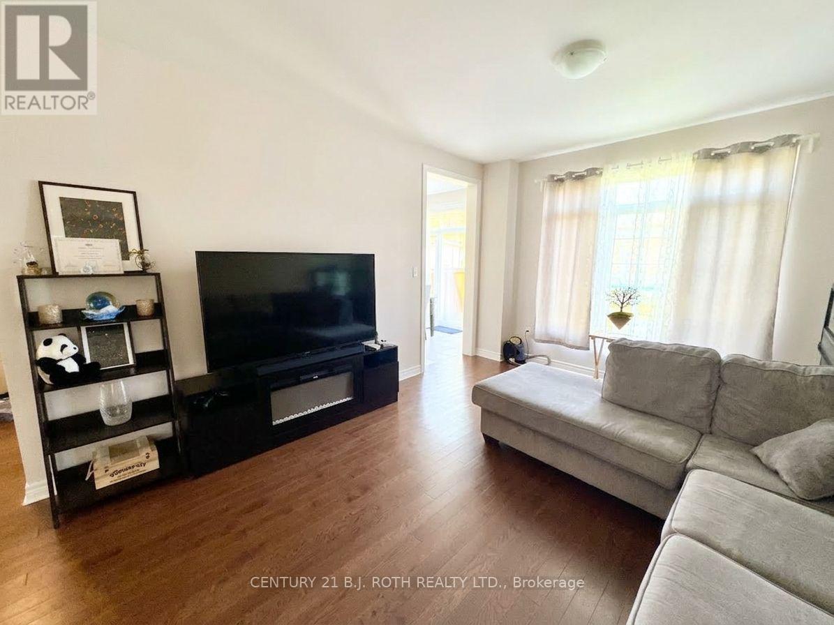 2233 Lozenby Street, Innisfil, Ontario  L9S 0M8 - Photo 4 - N13779318