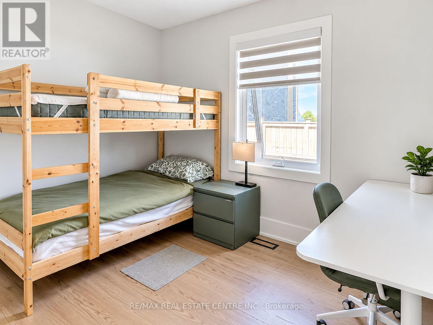 4 Rockfield Drive, Toronto, Ontario  M9B 1S1 - Photo 15 - W13757806
