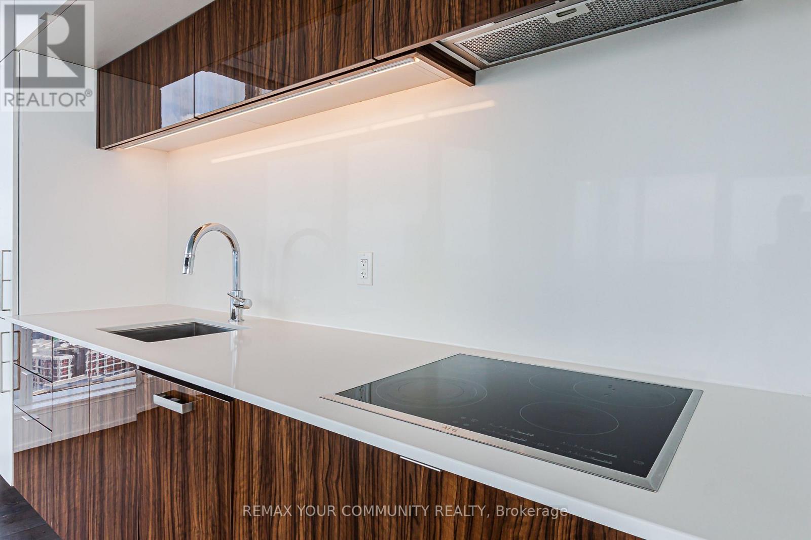 5410 - 10 York Street, Toronto, Ontario  M5J 0E1 - Photo 10 - C13757558