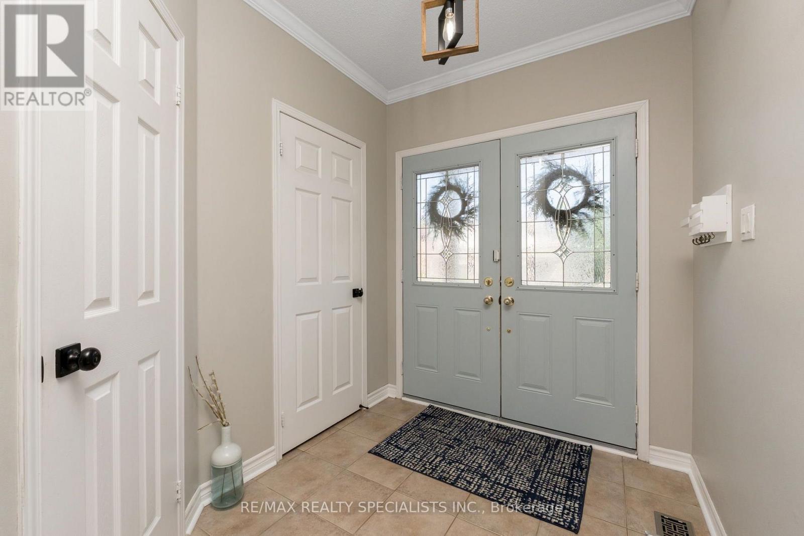 24 Serenity Street, Halton Hills, Ontario  L7G 0A9 - Photo 5 - W13778996