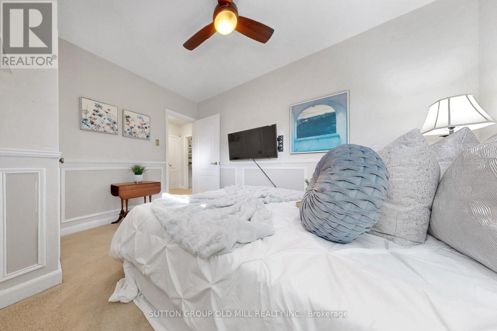 4 Ravenscrest Drive, Toronto, Ontario  M9B 5M7 - Photo 20 - W13779054