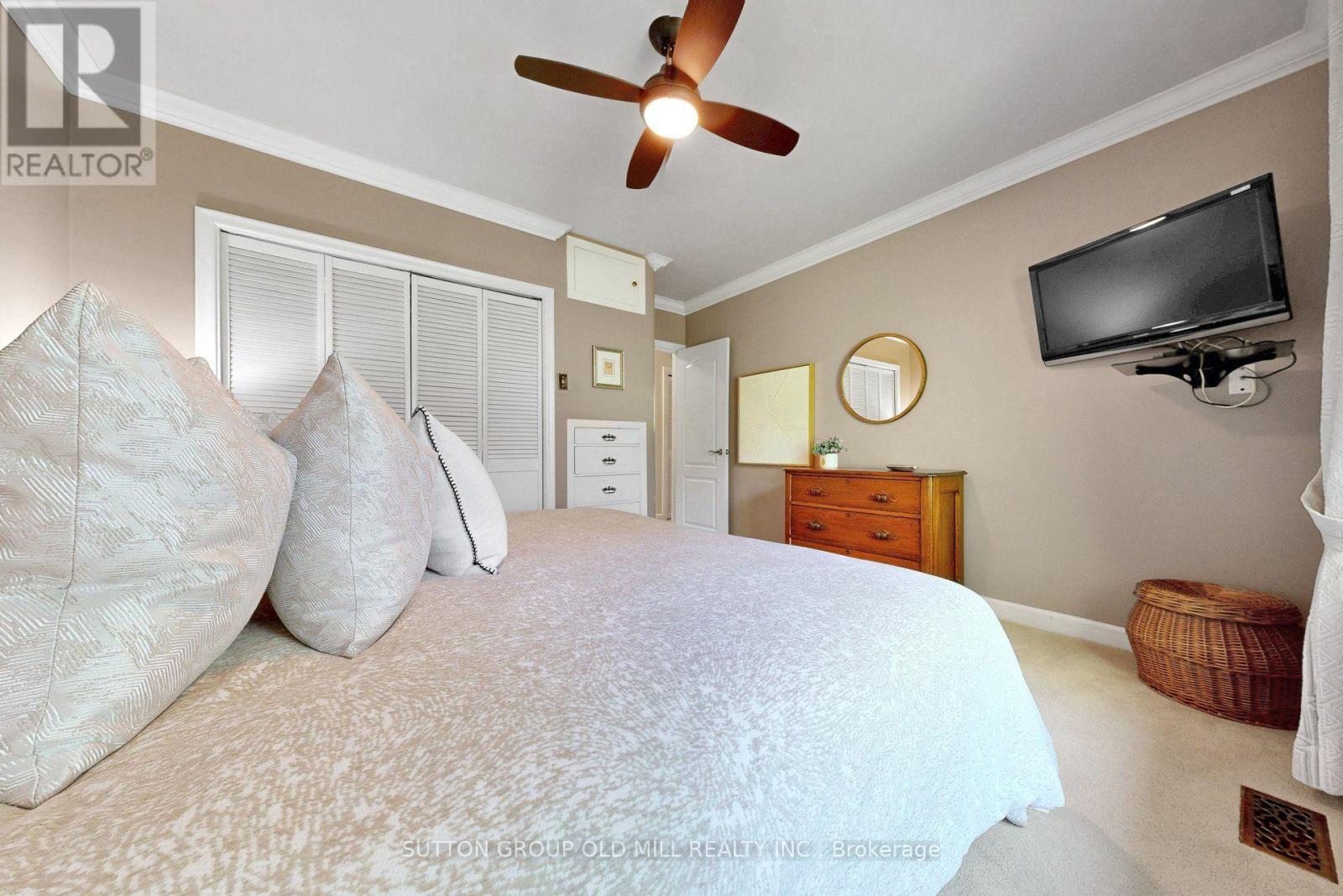 4 Ravenscrest Drive, Toronto, Ontario  M9B 5M7 - Photo 26 - W13779054