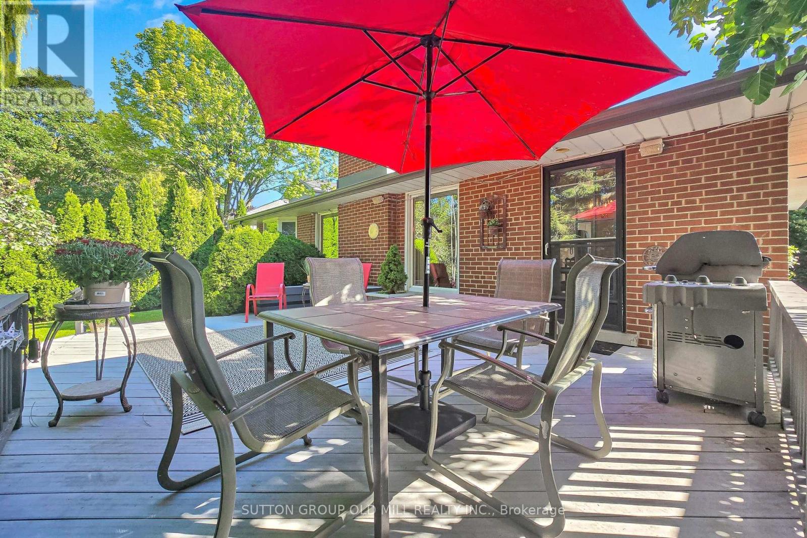 4 Ravenscrest Drive, Toronto, Ontario  M9B 5M7 - Photo 37 - W13779054