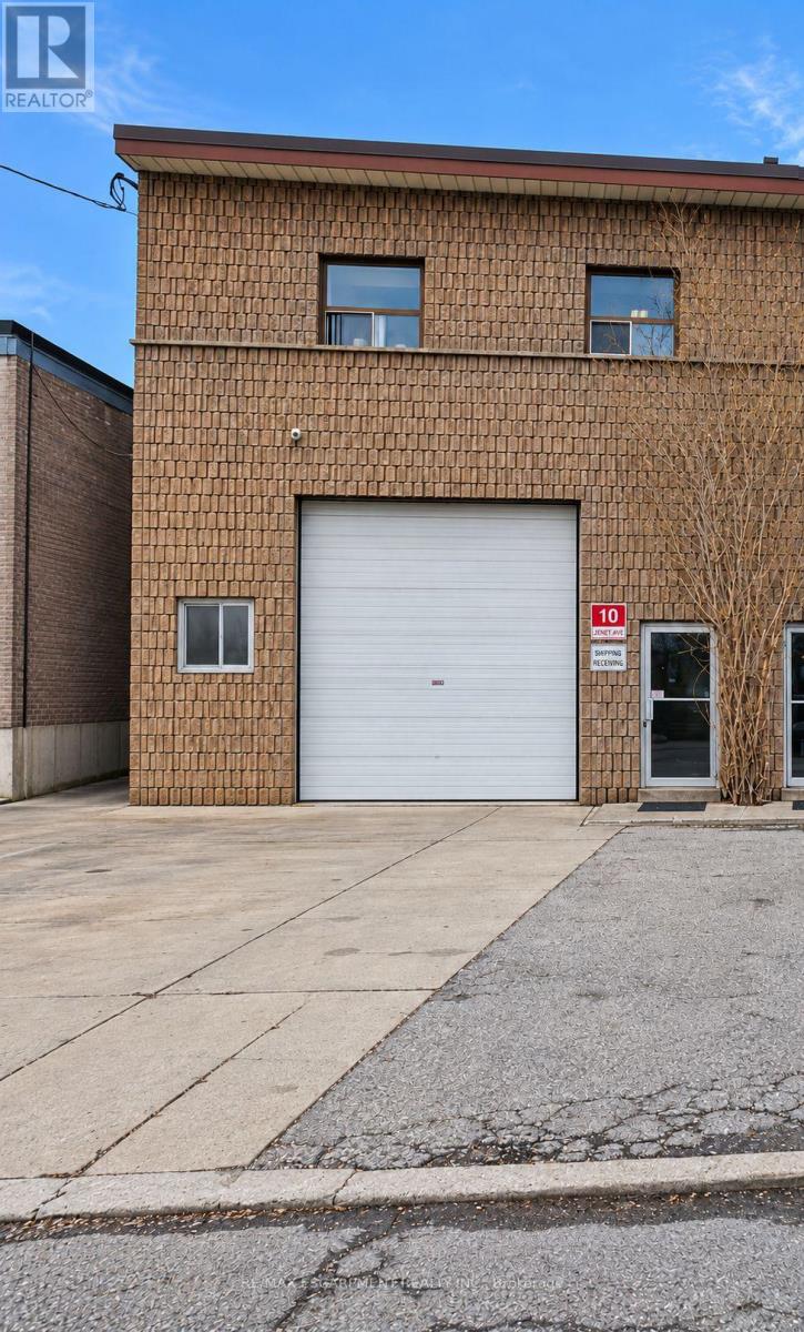 10 JENET AVENUE, Toronto, Ontario