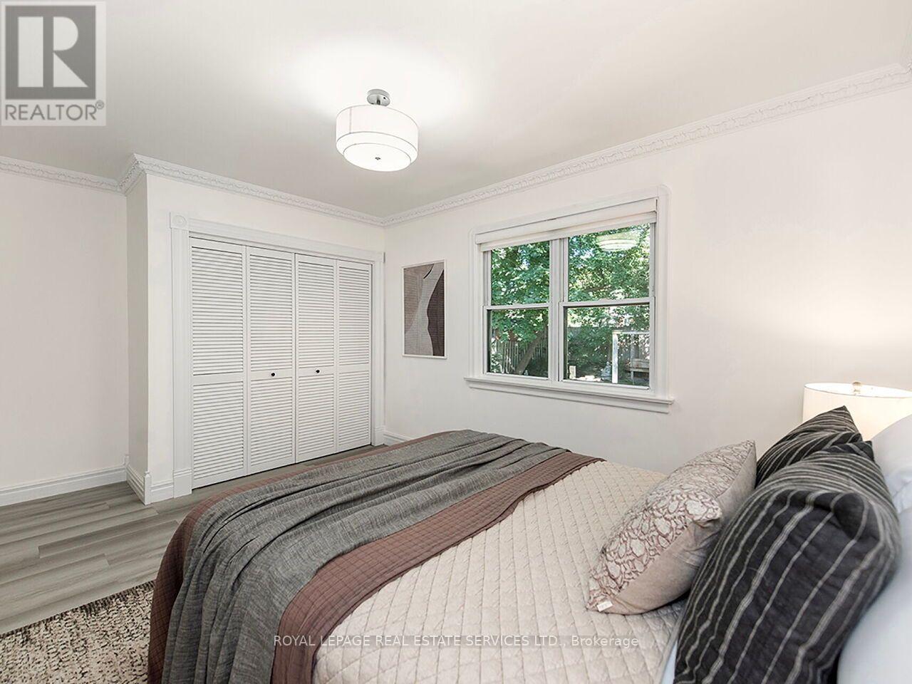 35 Fernalroy Boulevard, Toronto, Ontario  M8Z 3W2 - Photo 23 - W13779086