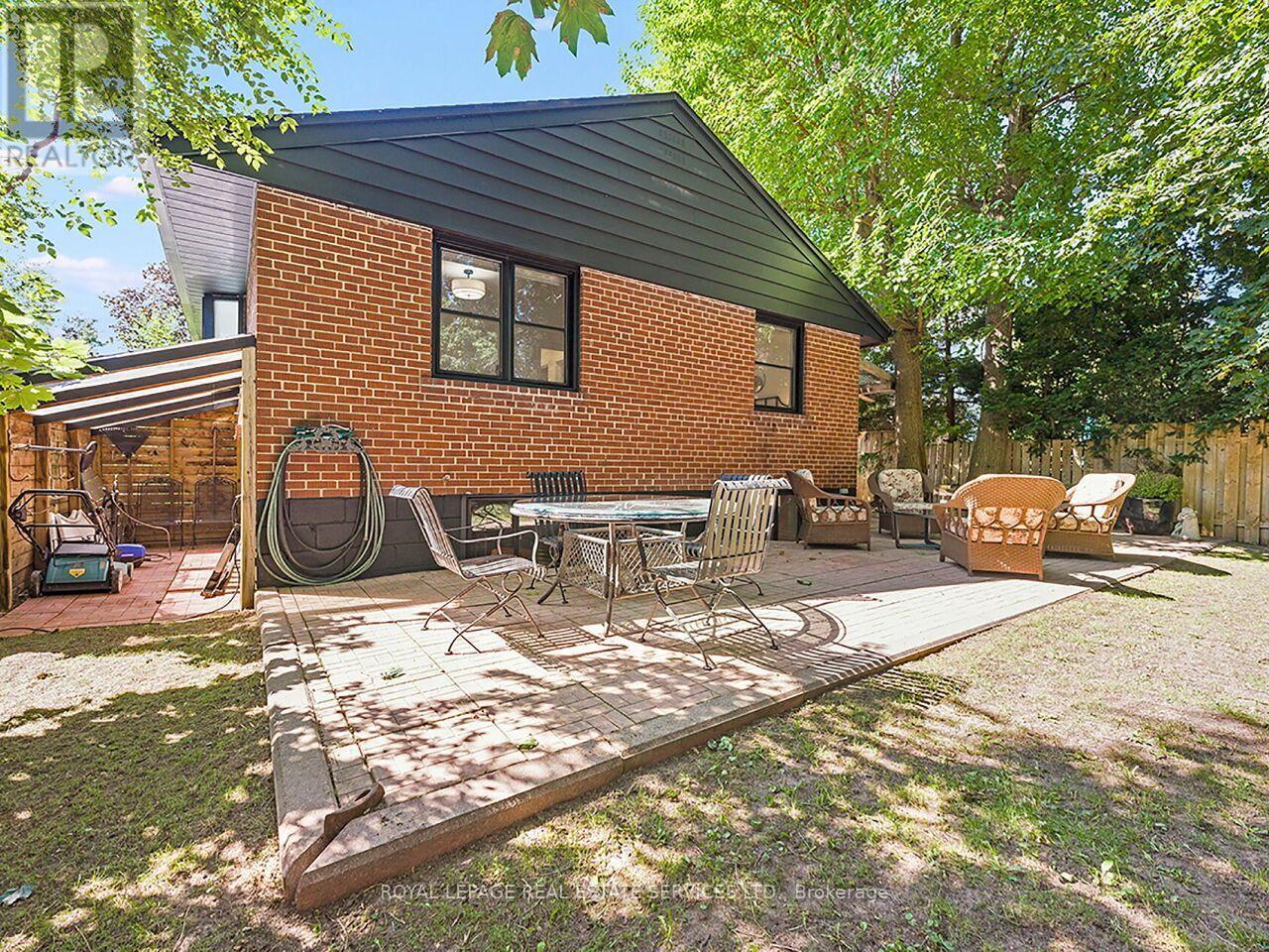 35 Fernalroy Boulevard, Toronto, Ontario  M8Z 3W2 - Photo 43 - W13779086