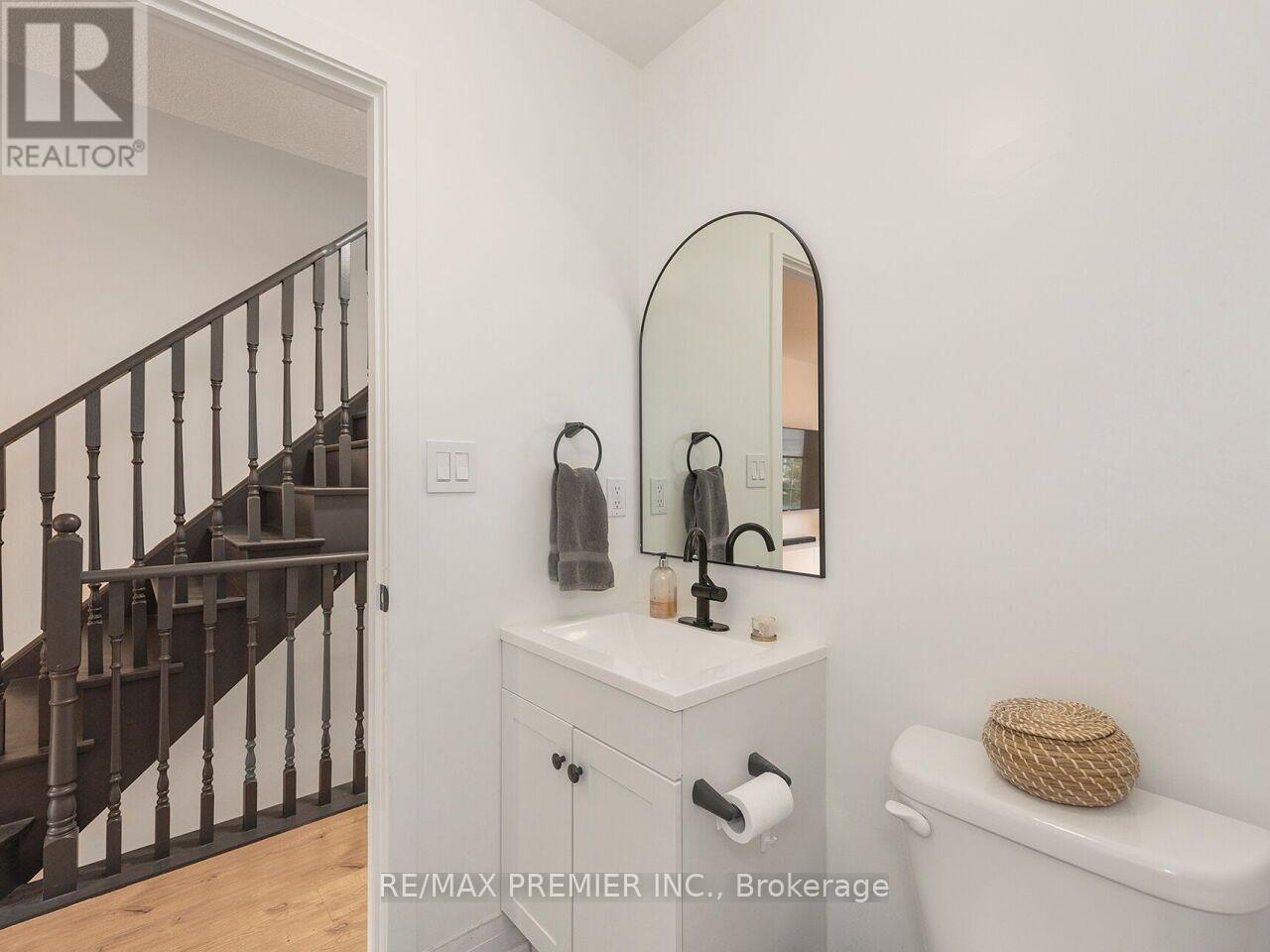 48 Odoardo Di Santo Circle, Toronto, Ontario  M3L 0E7 - Photo 29 - W13779152