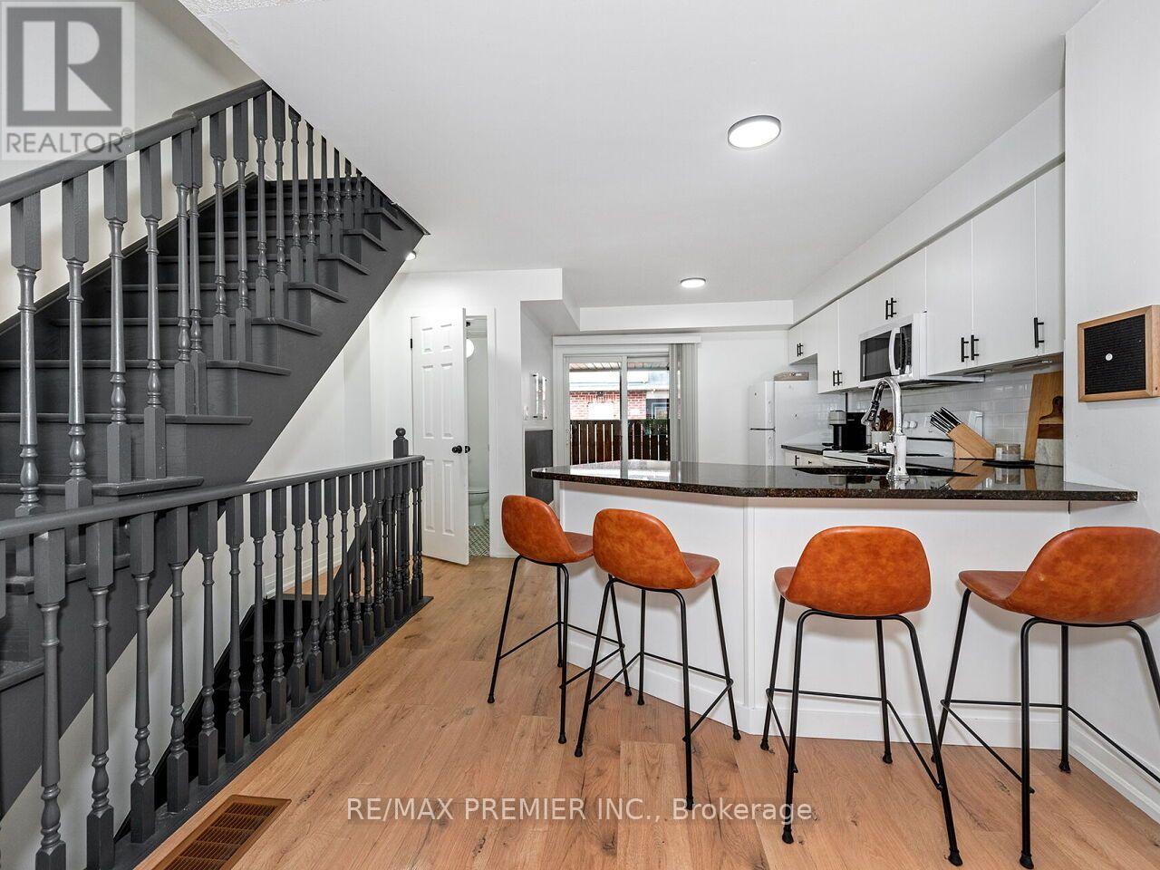 48 Odoardo Di Santo Circle, Toronto, Ontario  M3L 0E7 - Photo 9 - W13779152