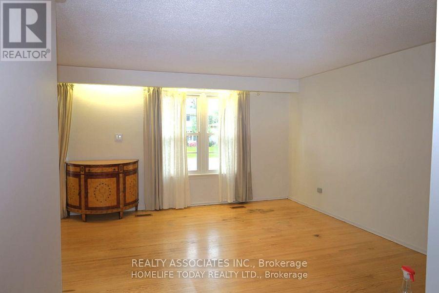 285 Bartley Bull Parkway, Brampton, Ontario  L6W 2L2 - Photo 13 - W13779246