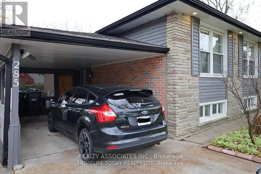 285 Bartley Bull Parkway, Brampton, Ontario  L6W 2L2 - Photo 2 - W13779246