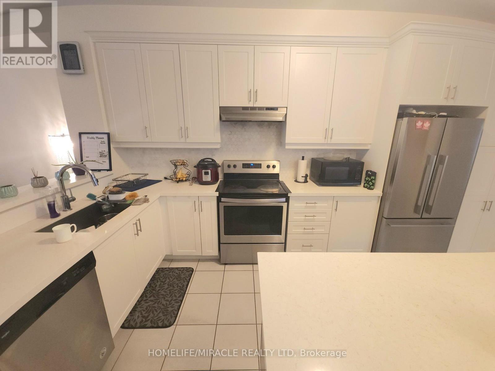 76 Pearman Crescent, Brampton, Ontario  L7A 4Y9 - Photo 11 - W13779278