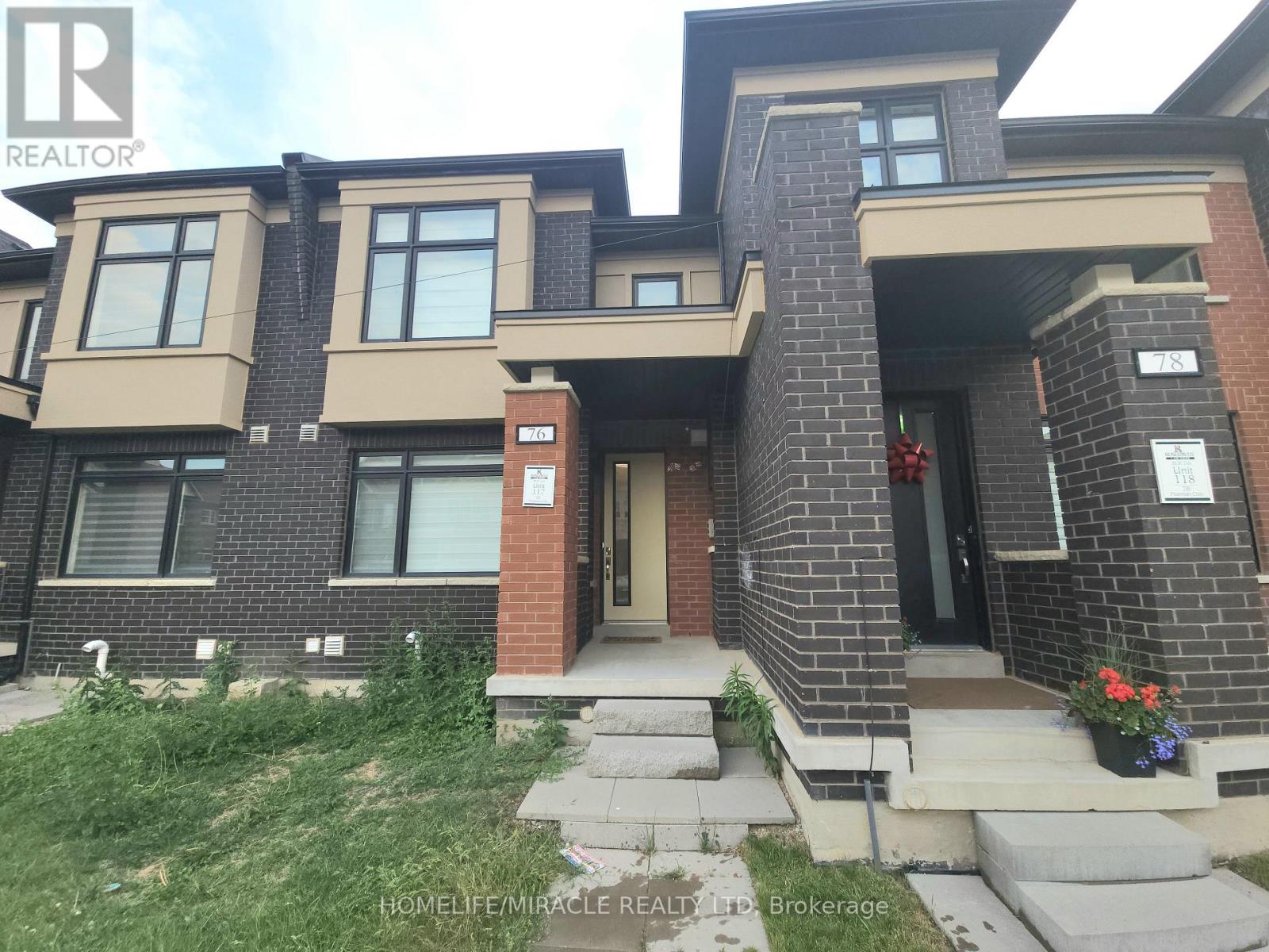 76 Pearman Crescent, Brampton, Ontario  L7A 4Y9 - Photo 2 - W13779278