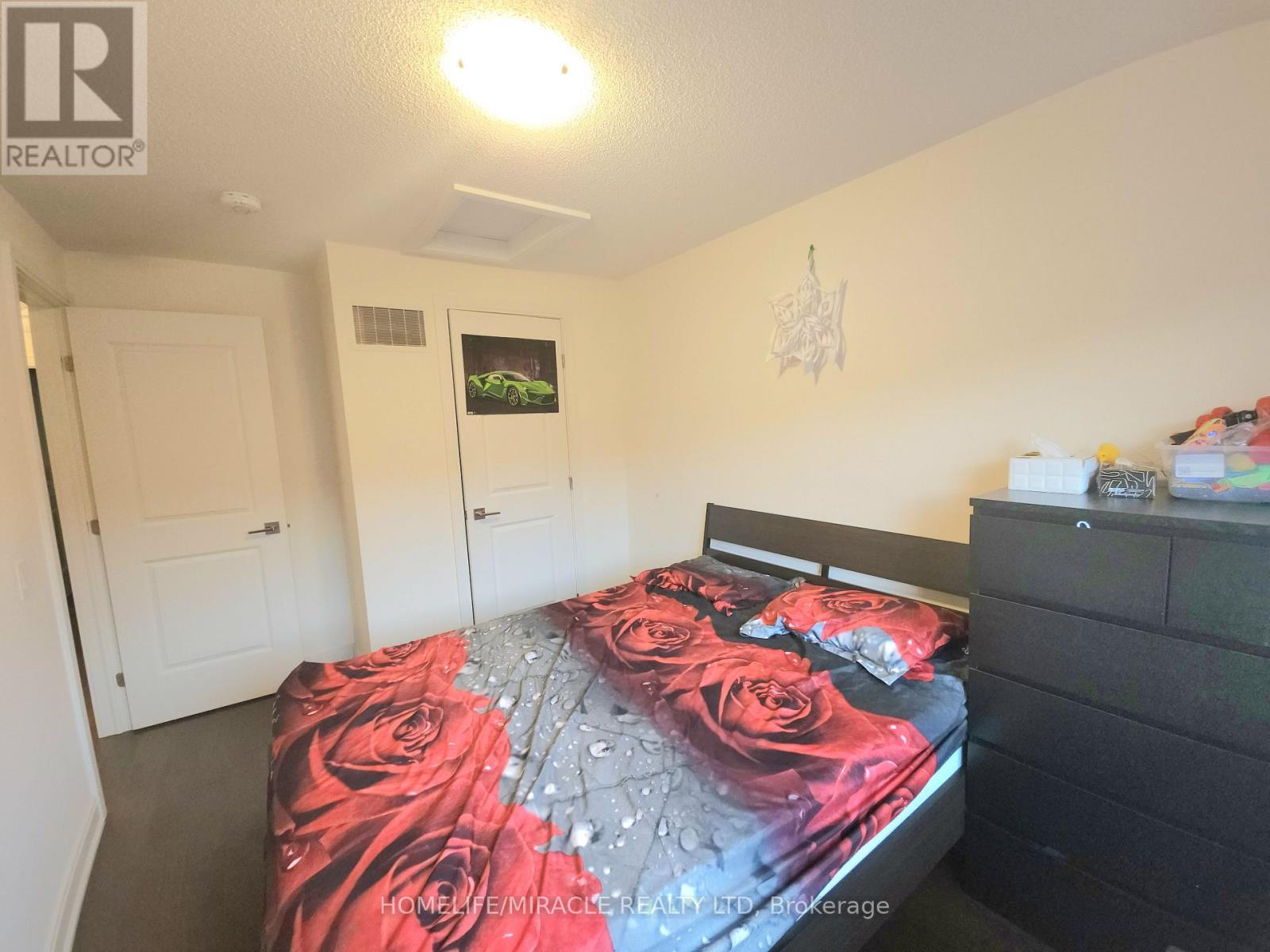 76 Pearman Crescent, Brampton, Ontario  L7A 4Y9 - Photo 21 - W13779278