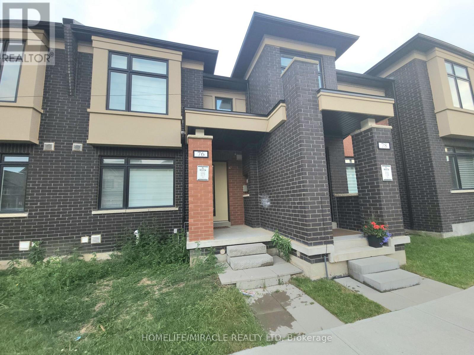 76 Pearman Crescent, Brampton, Ontario  L7A 4Y9 - Photo 3 - W13779278