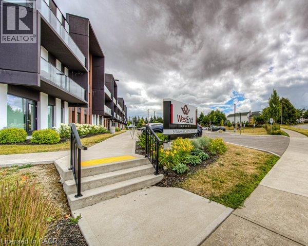 5 Wake Robin Drive Unit# 107, Kitchener, Ontario  N2E 0H6 - Photo 1 - 40863027