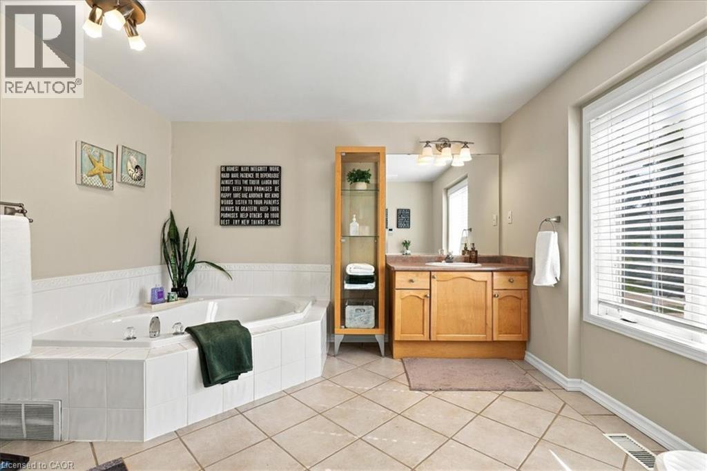 454 Cabot Trail, Waterloo, Ontario  N2K 4C8 - Photo 24 - 40862710