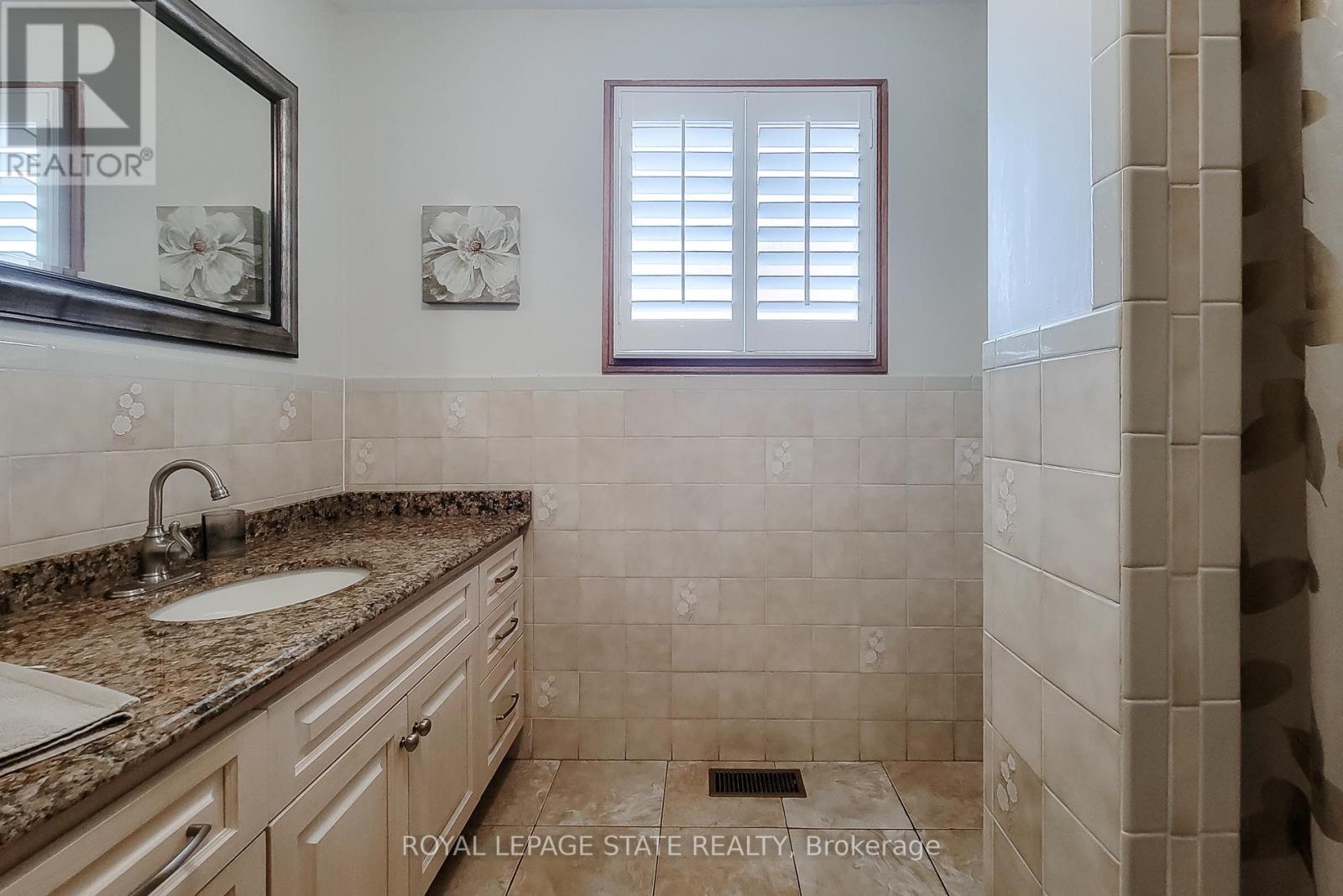 276 Greencedar Drive, Hamilton, Ontario  L9C 6S9 - Photo 27 - X13779010