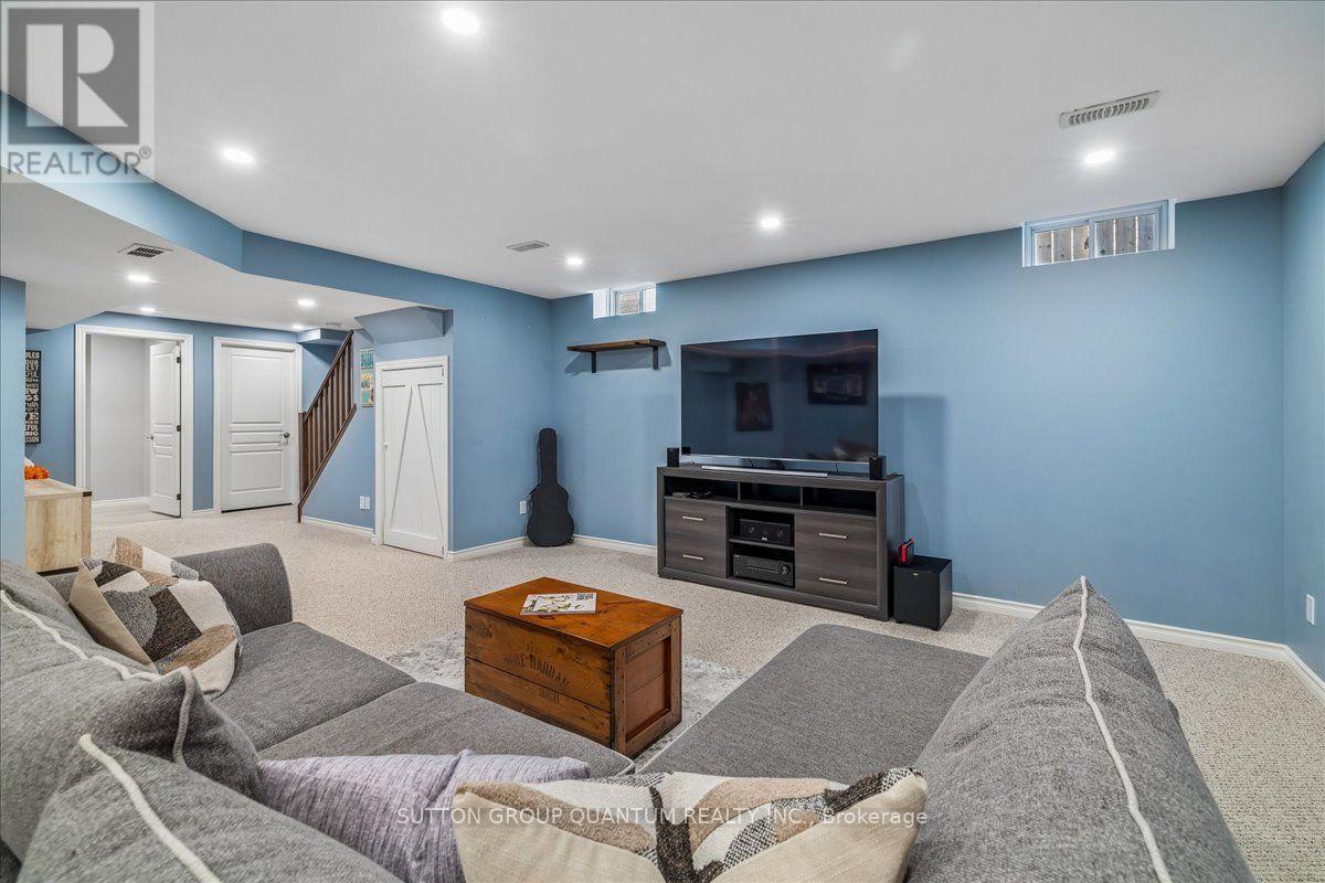 92 Garinger Crescent, Hamilton, Ontario  L0R 1C0 - Photo 33 - X13779170