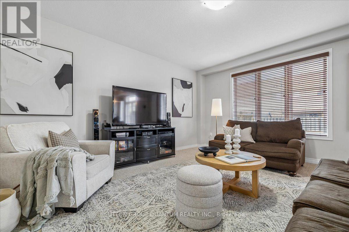 92 Garinger Crescent, Hamilton, Ontario  L0R 1C0 - Photo 7 - X13779170