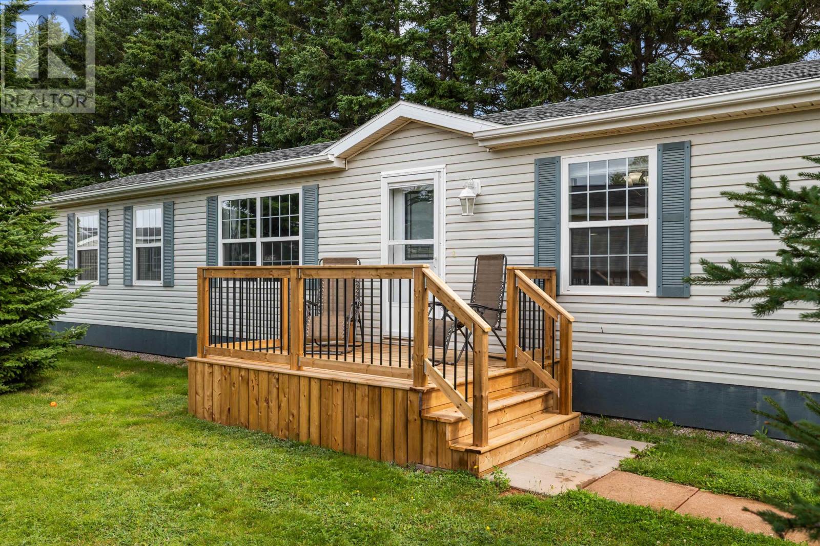 26 Cray Avenue, Summerside, Prince Edward Island  C1N 6R5 - Photo 2 - 202623194