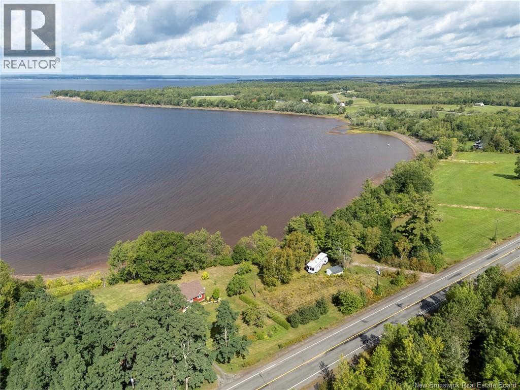 6283 Route 105, Waterborough, New Brunswick  E3C 2Y5 - Photo 5 - NB147664