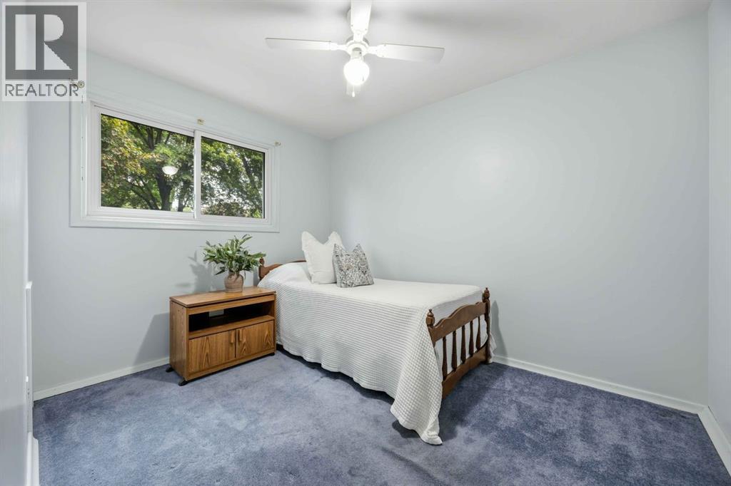 714 Victoria AVENUE photo 14