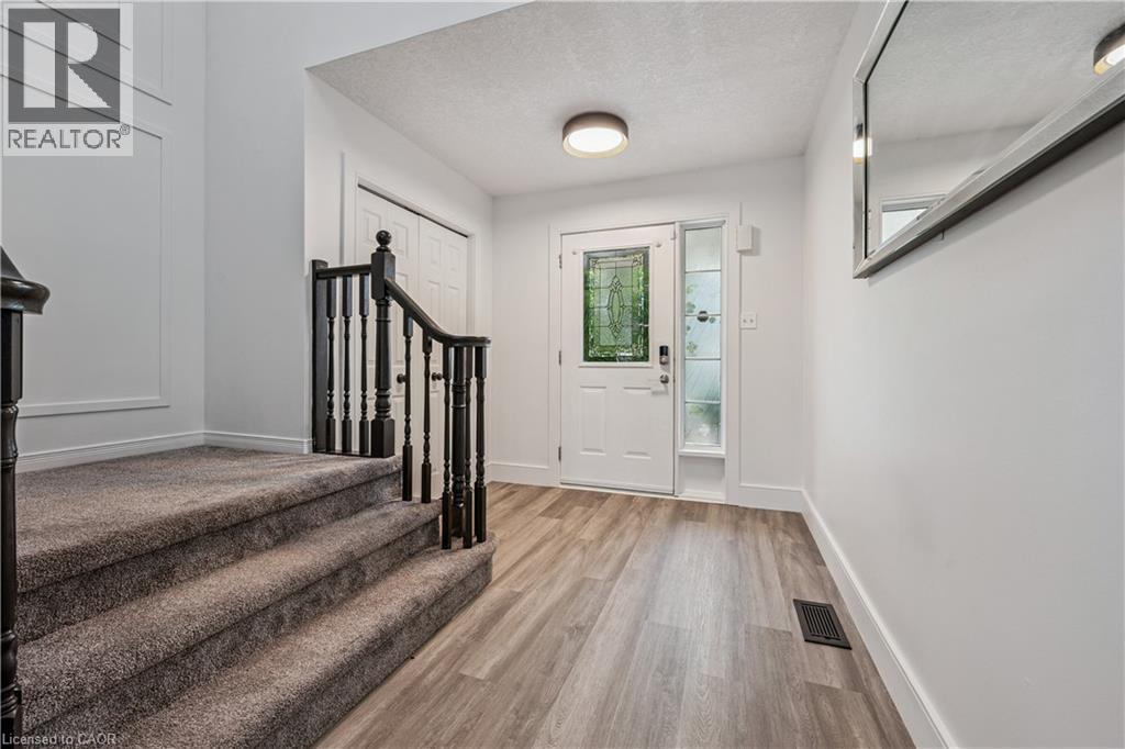 63 Red Clover Crescent, Kitchener, Ontario  N2E 4G8 - Photo 5 - 40862999