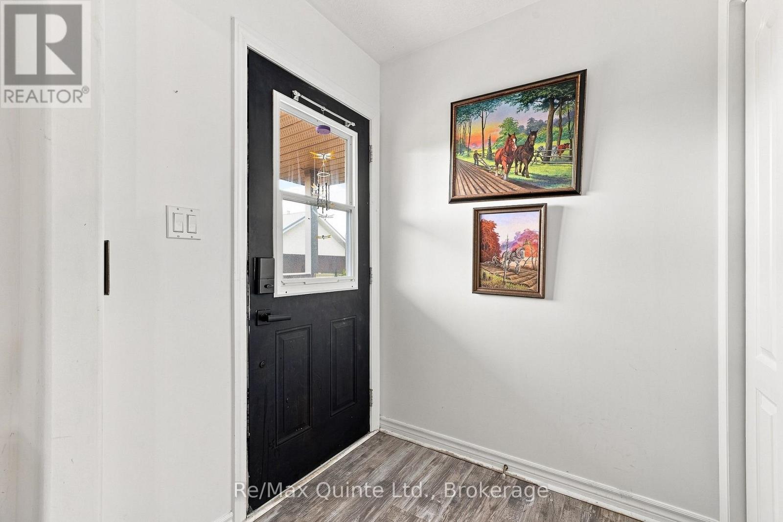 3a - 37 Lakebreeze Court, Prince Edward County, Ontario  K0K 3L0 - Photo 4 - X13779362