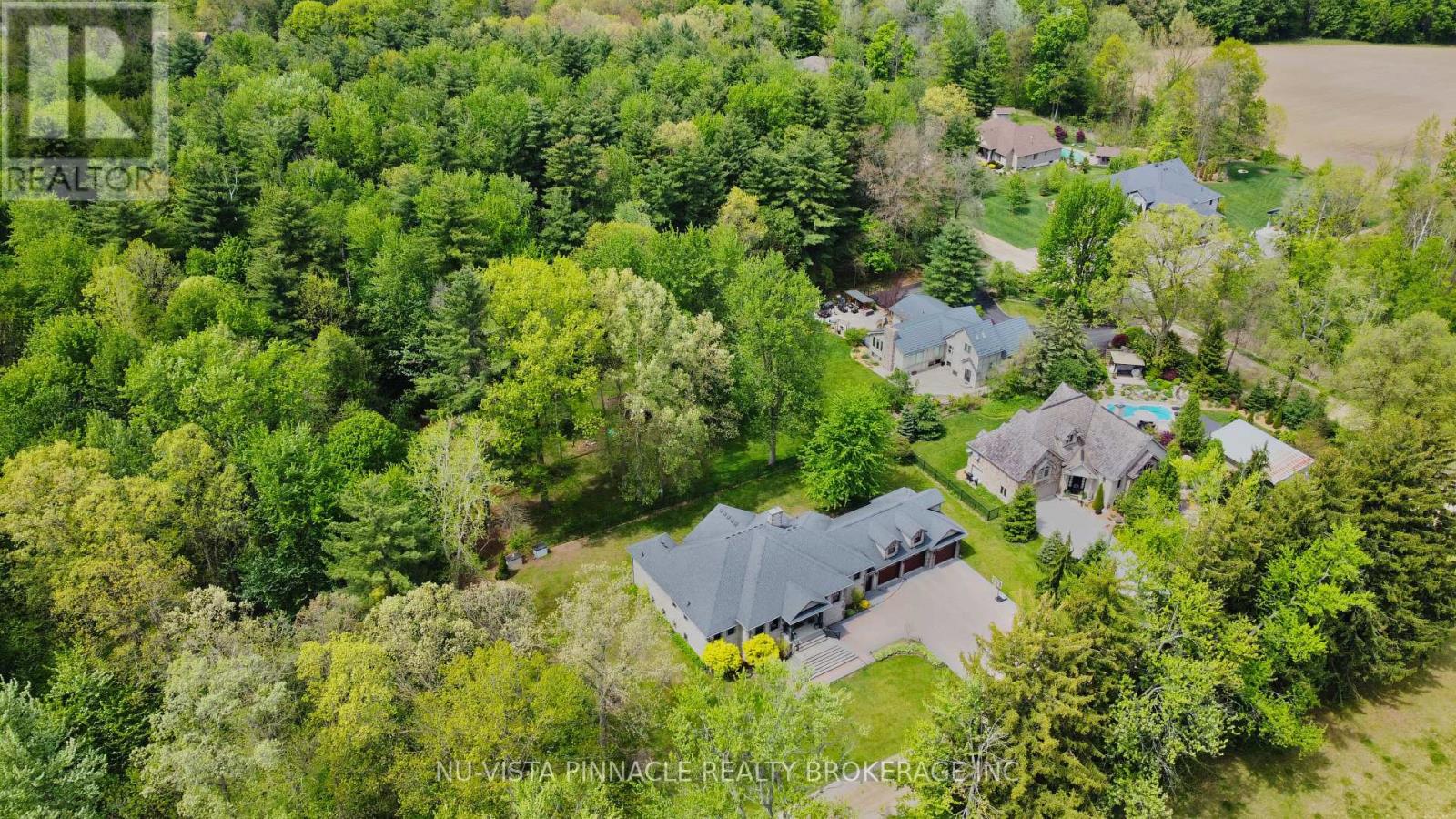 9082 Ferne Drive, Strathroy-Caradoc, Ontario  N0L 1W0 - Photo 45 - X13779510