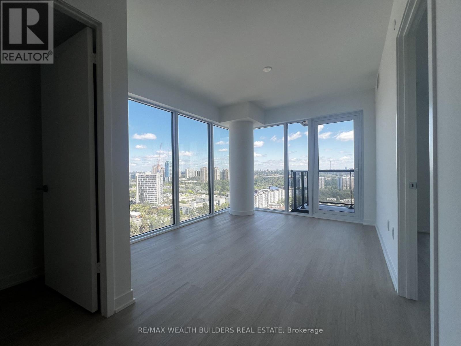 2205 - 15 DAVID SALOMON DRIVE, Toronto, Ontario