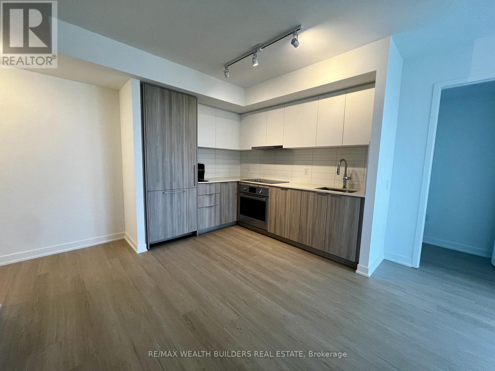 2205 - 15 David Salomon Drive, Toronto, Ontario  M3C 1E7 - Photo 11 - C13779348