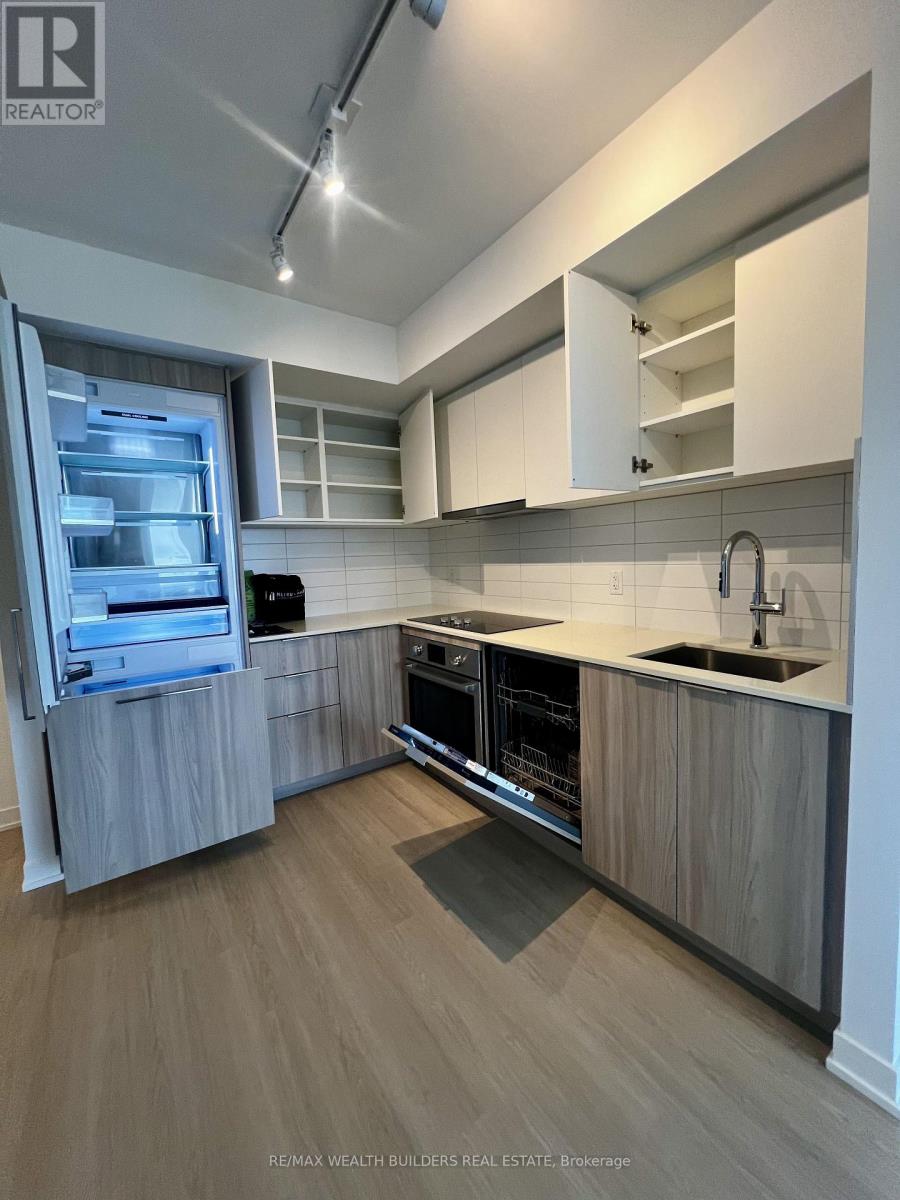 2205 - 15 David Salomon Drive, Toronto, Ontario  M3C 1E7 - Photo 12 - C13779348