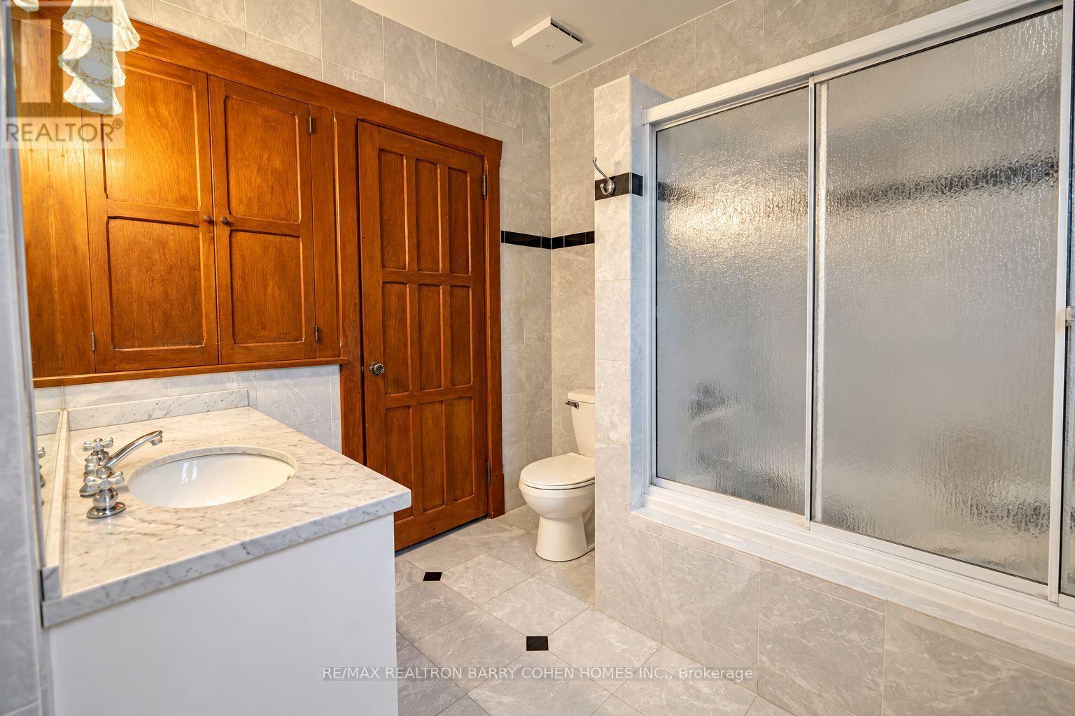 372 Old Yonge Street, Toronto, Ontario  M2P 1R4 - Photo 21 - C13779464