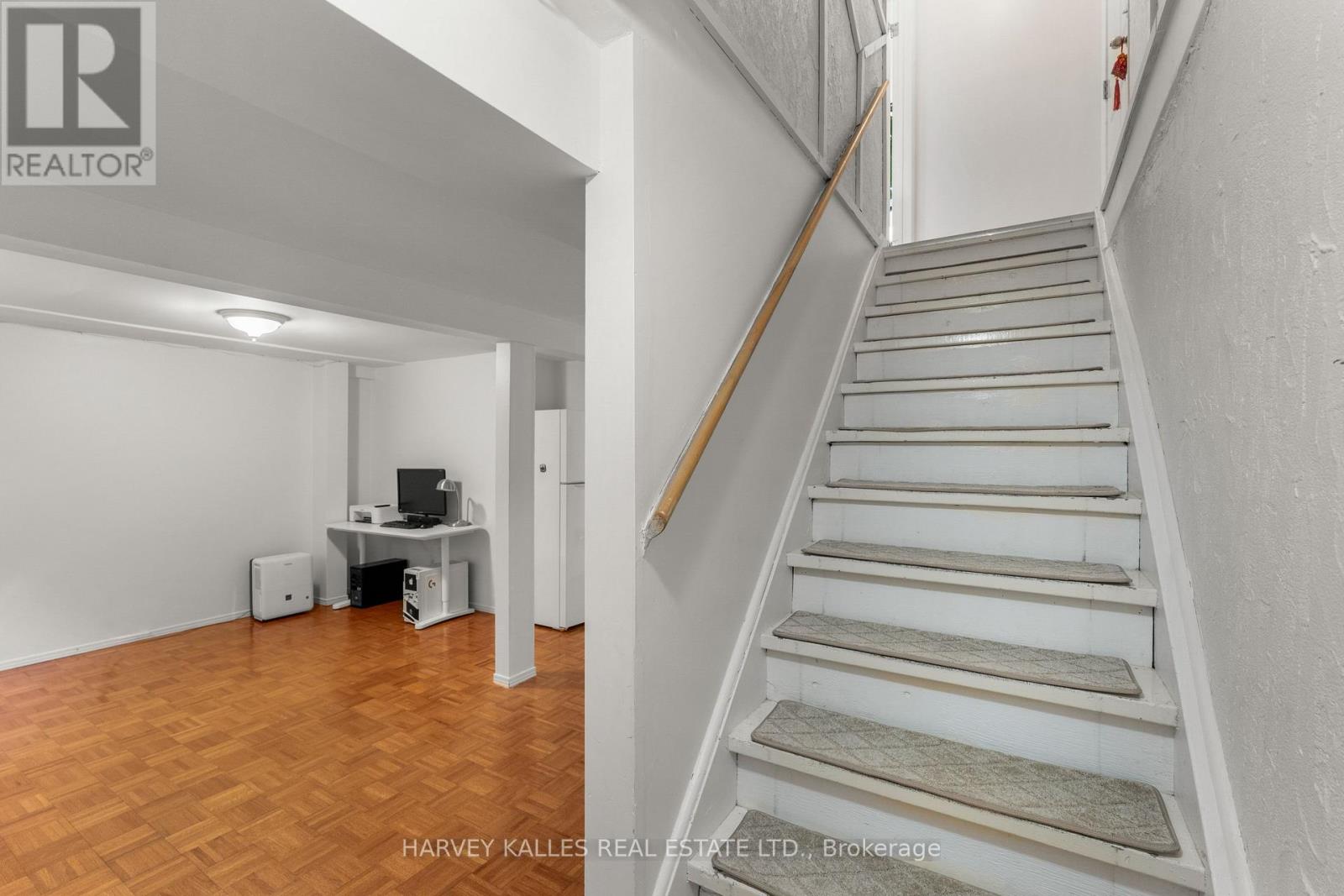 225 Hollyberry Trail, Toronto, Ontario  M2H 2P3 - Photo 38 - C13779480