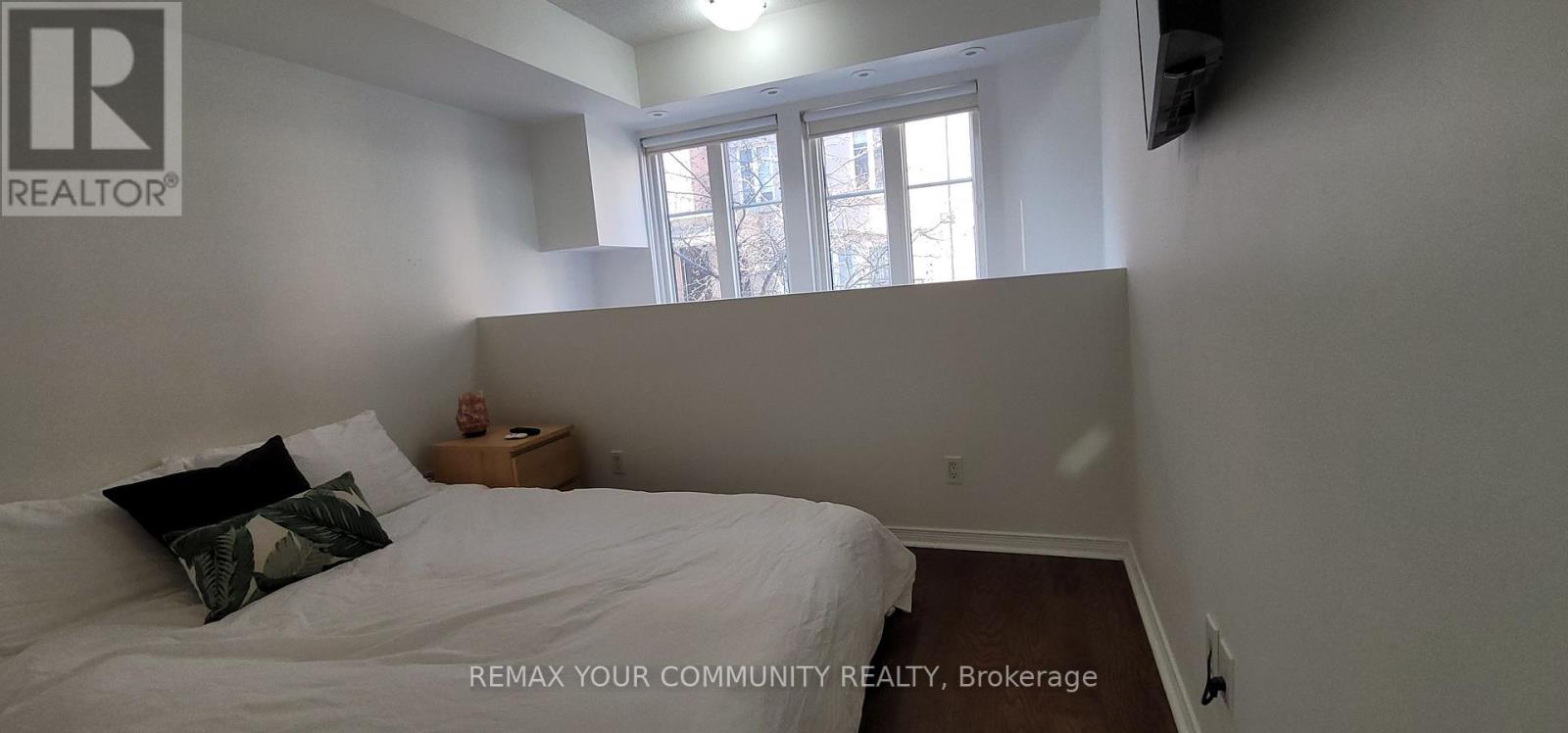 732 - 42 Western Battery Road, Toronto, Ontario  M6K 3P1 - Photo 11 - C13779504