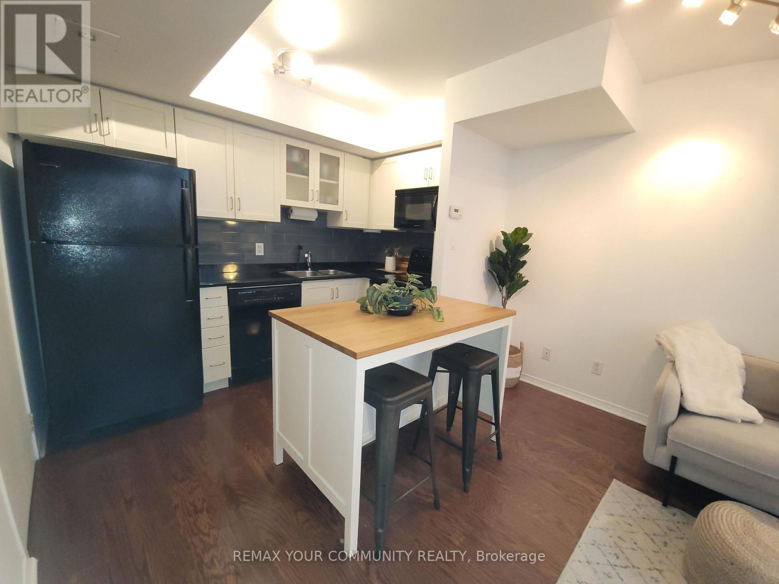 732 - 42 Western Battery Road, Toronto, Ontario  M6K 3P1 - Photo 4 - C13779504
