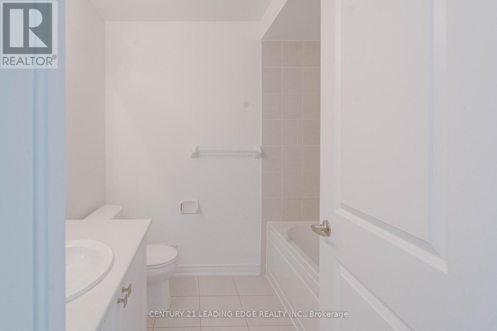 15 Haydock Way, Whitby, Ontario  L1N 9X4 - Photo 30 - E13779410
