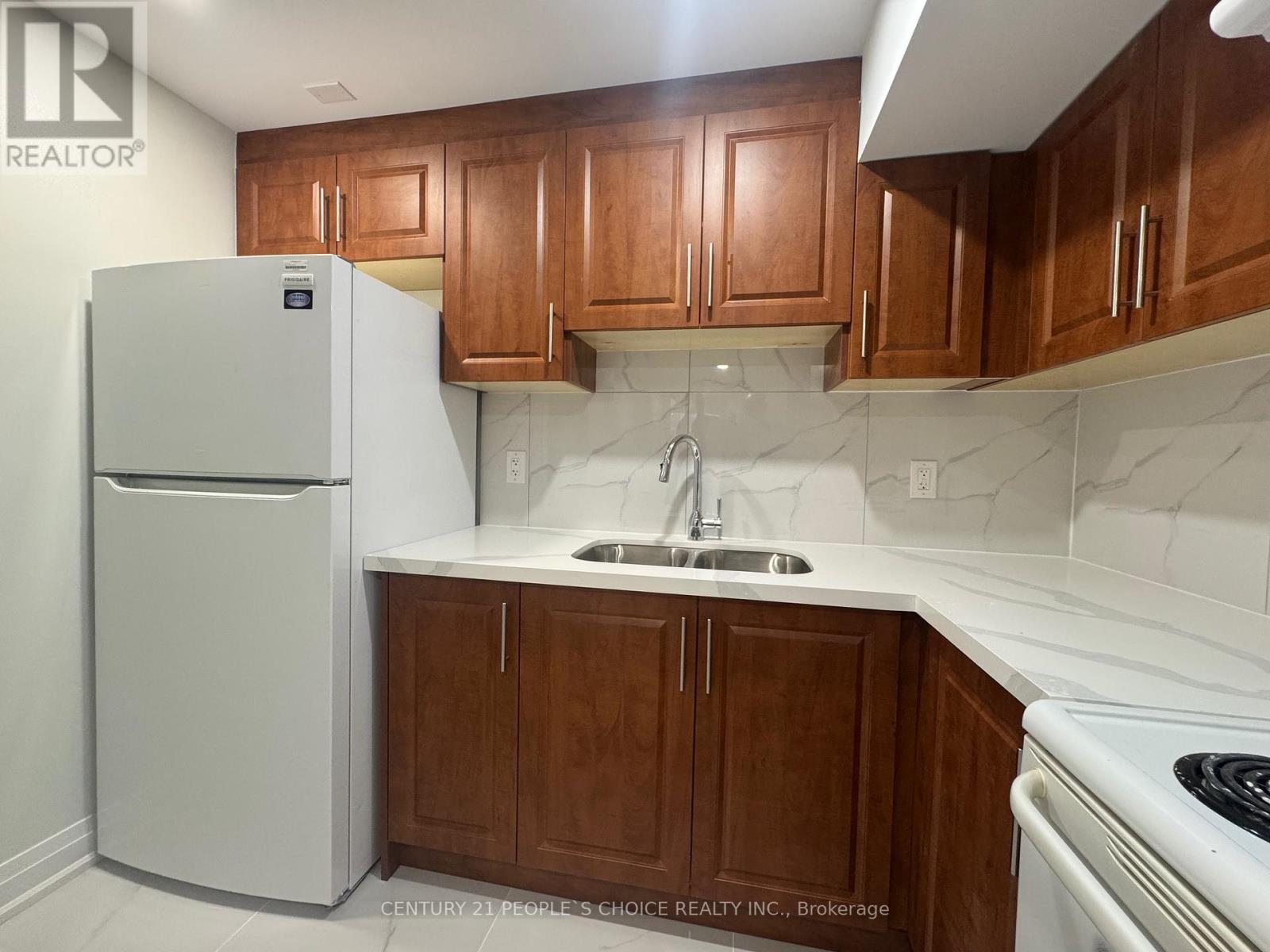 Bsmt - 459 Bernhard Crescent, Oshawa, Ontario  L1G 2B7 - Photo 9 - E13779426