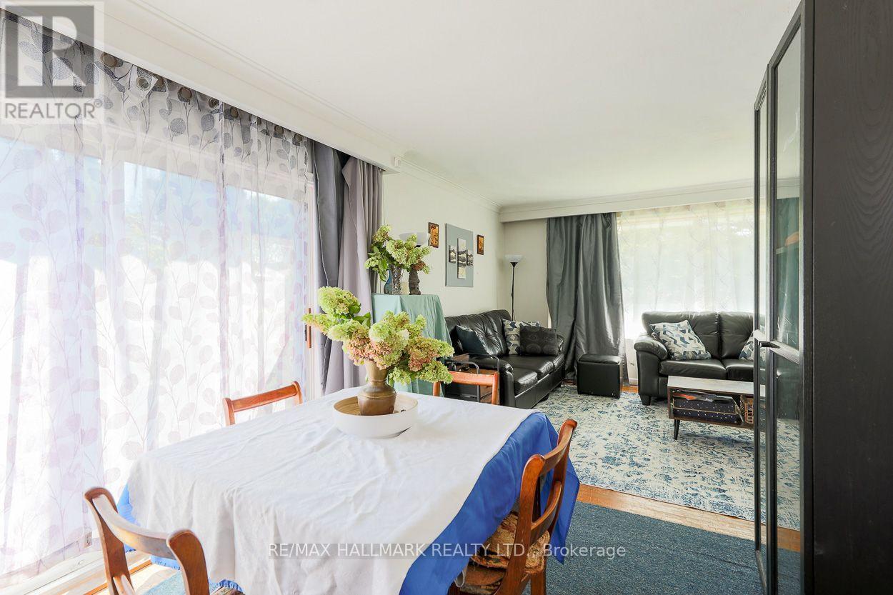 28 Fermoy Road, Toronto, Ontario  M1M 3J4 - Photo 10 - E13779502