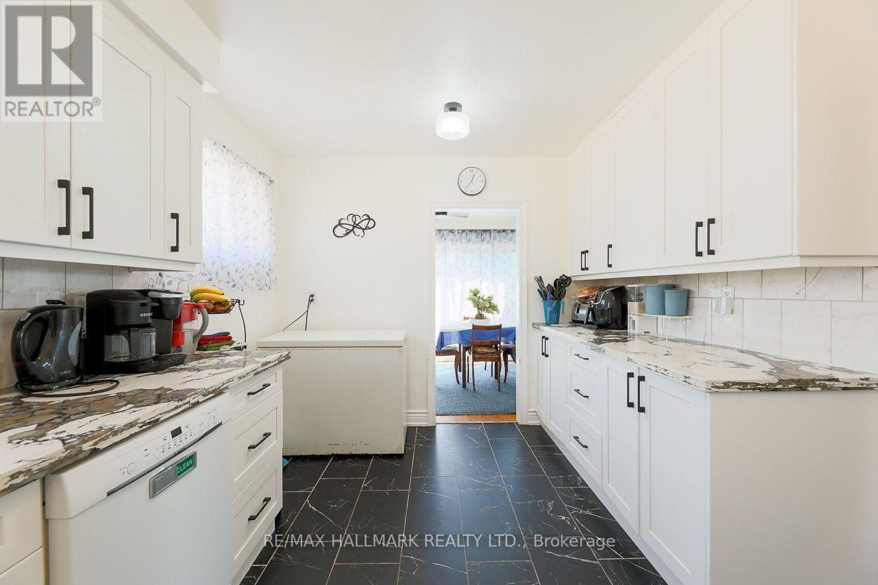 28 Fermoy Road, Toronto, Ontario  M1M 3J4 - Photo 13 - E13779502