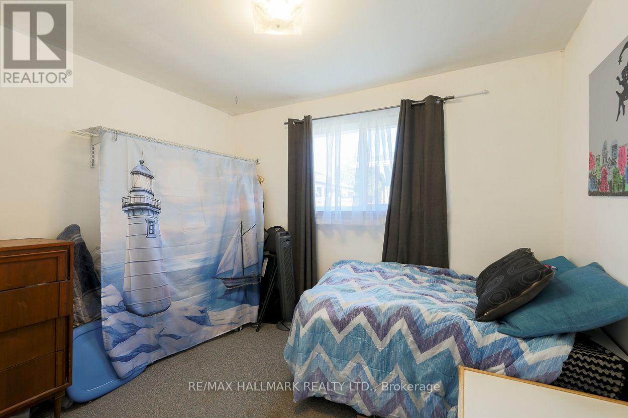 28 Fermoy Road, Toronto, Ontario  M1M 3J4 - Photo 20 - E13779502