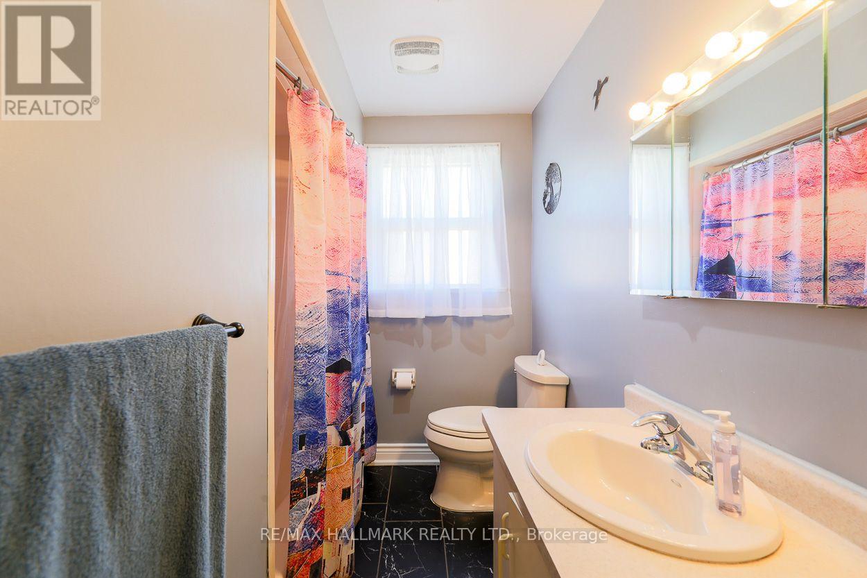 28 Fermoy Road, Toronto, Ontario  M1M 3J4 - Photo 21 - E13779502